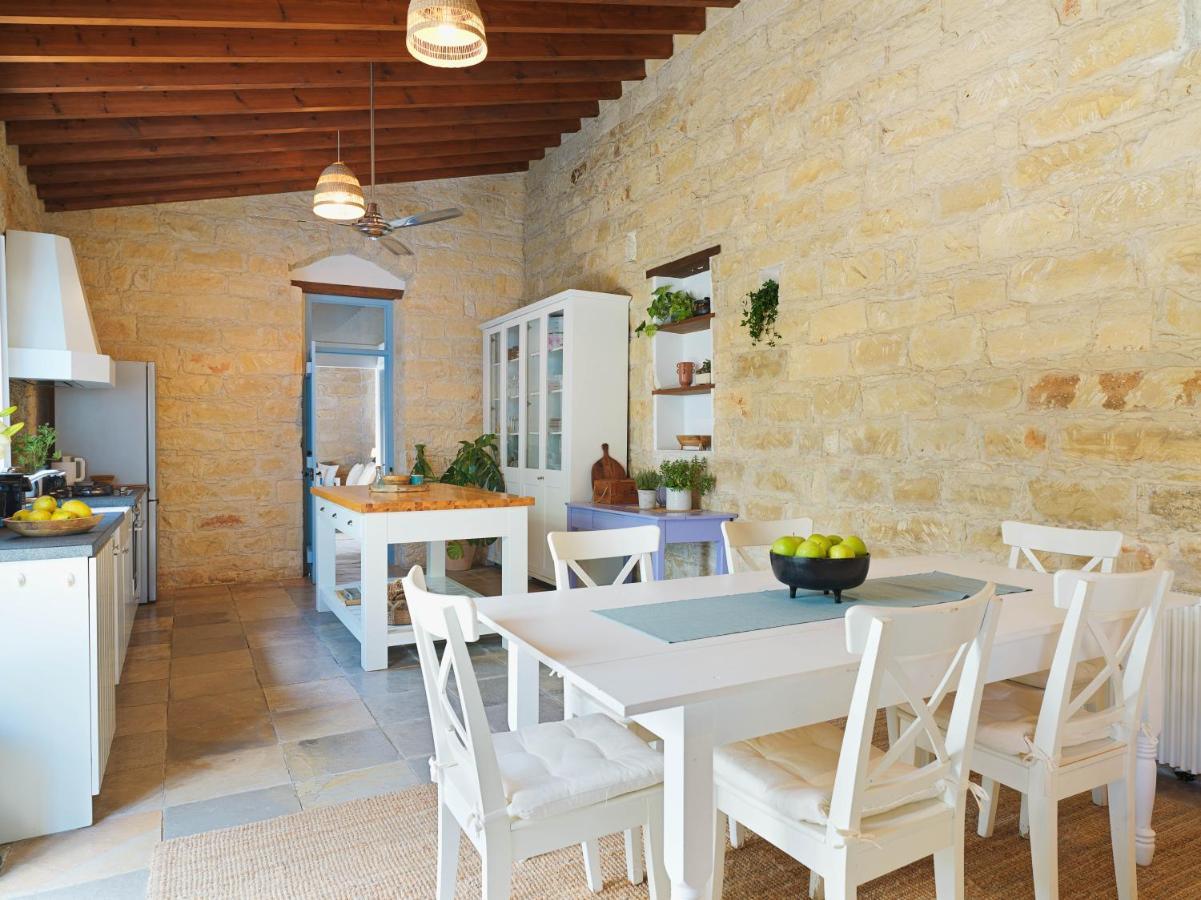 Villa Avgoustis Pachna Ngoại thất bức ảnh