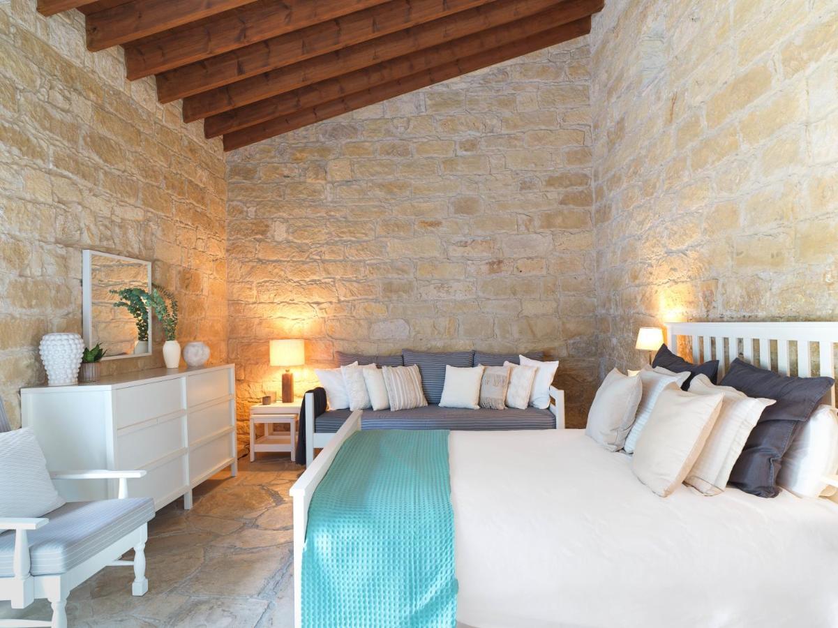 Villa Avgoustis Pachna Ngoại thất bức ảnh